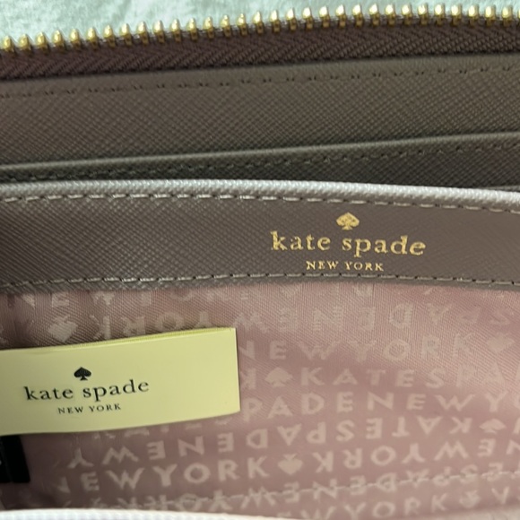 Kate Spade wallet - Picture 5 of 5
